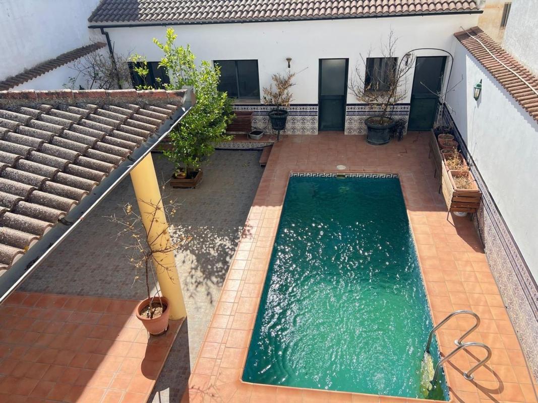 Properties for sale and rent in Spain photo 4