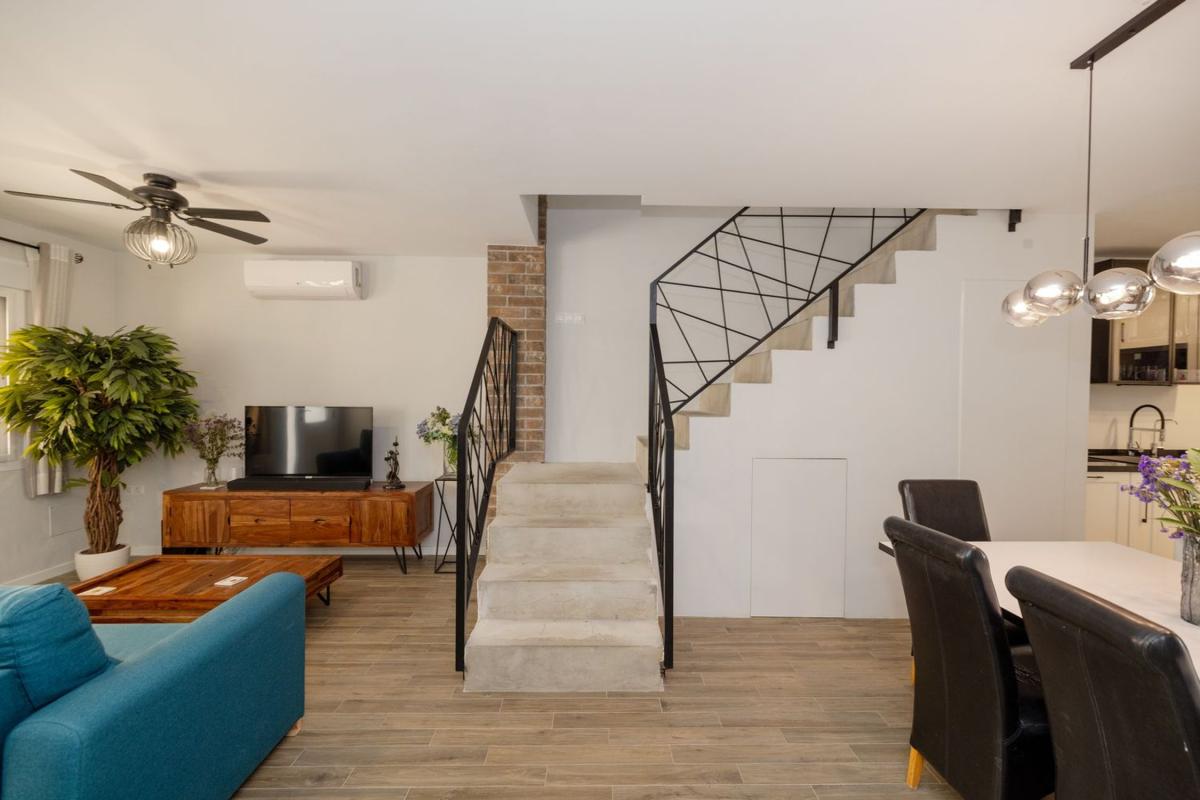 Properties for sale and rent in Spain photo 2