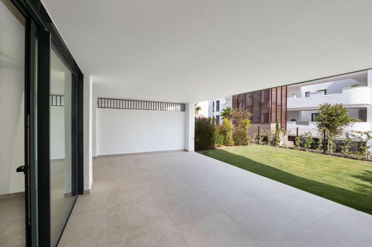 Продажа квартиры на Piso en C. Lago de Sanabria, Bel-Air, Estepona, Эстепона
photo 5