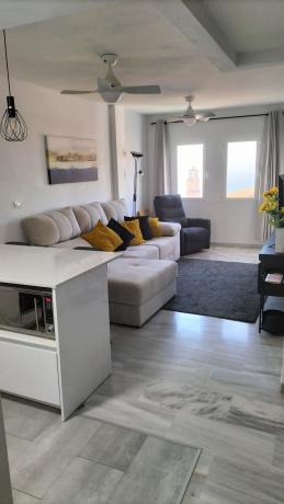Продажа квартиры на Piso en Calle Dalia, 3 Bloque, Los Nadales - Tio Charles, Benalmádena, Бенальмадена
thumbnail 2