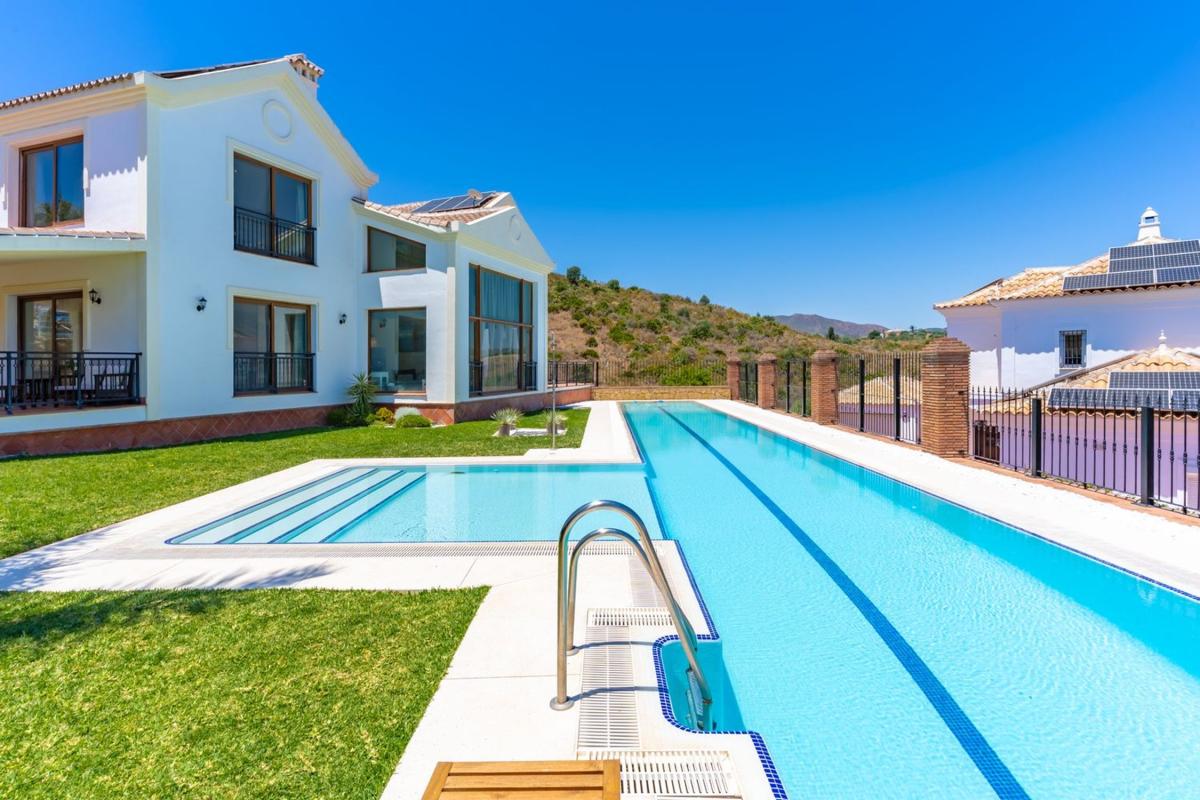 Properties for sale and rent in Spain photo 2
