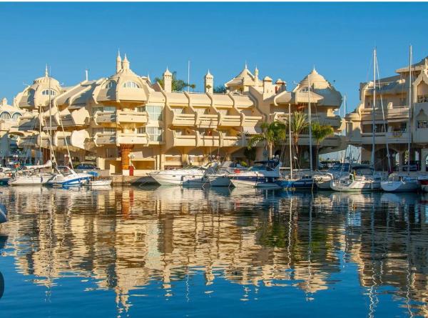 Ático en venta en Ático en Solymar - Puerto Marina, Benalmádena, Benalmádena photo 1