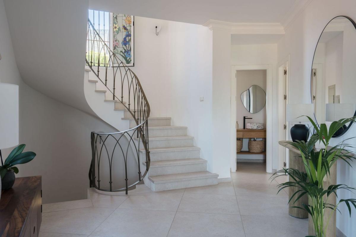 Properties for sale and rent in Spain photo 5