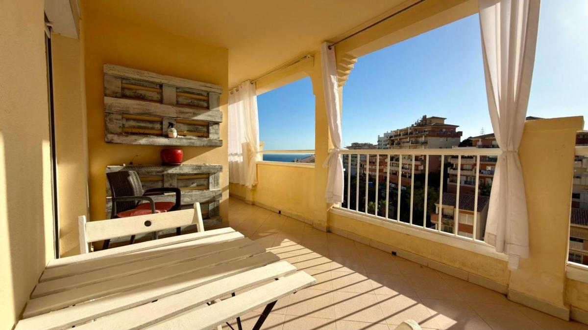 Venta de piso en Piso en Calle Ancla, Zona Centro Comercial Torrequebrada, Benalmádena, Benalmádena
 photo 4
