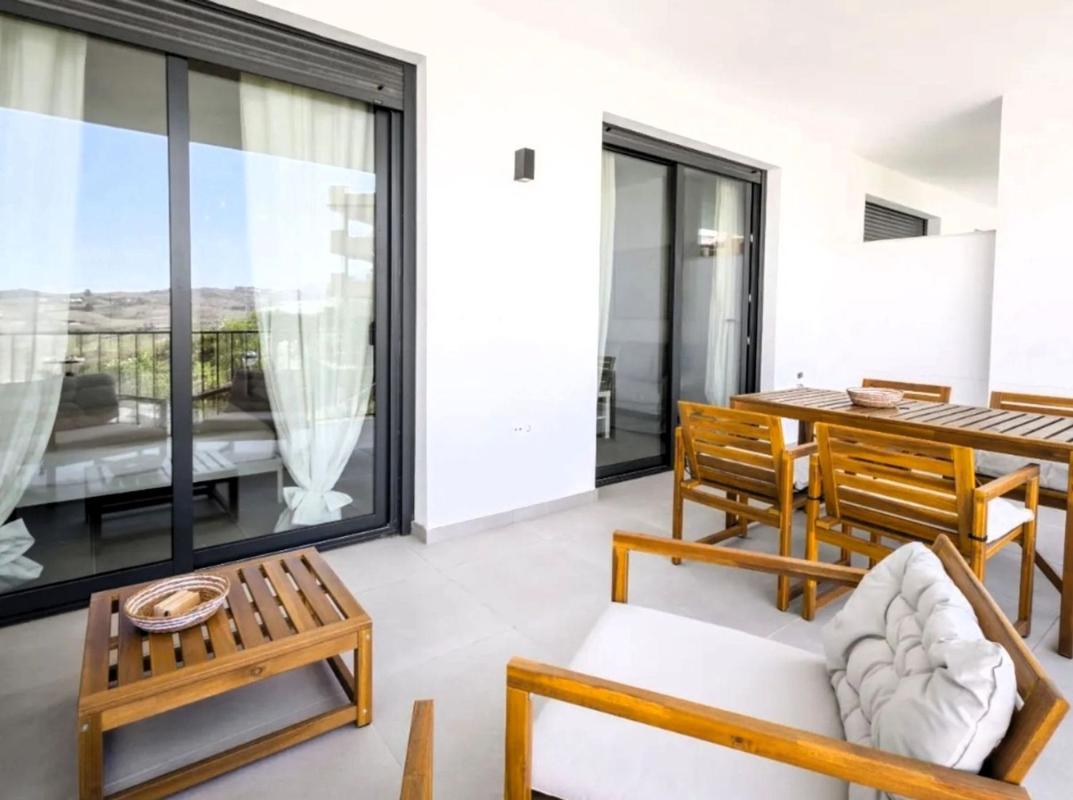 Продажа квартиры на Piso en Avenida Puerto de los Gatos de Cortijo Colorado s/n, La Cala de Mijas, Mijas, Михас
 photo 2