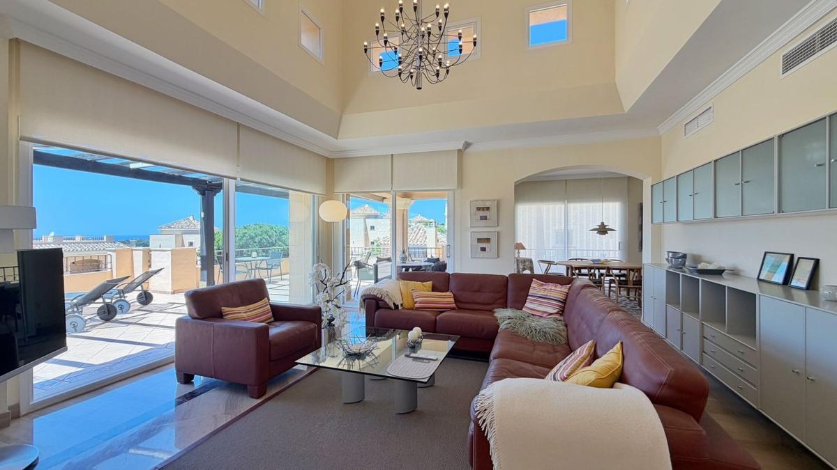Sprzedaż duplexu w Dúplex en Antonio Zarco-elviria Sur, 24, Hacienda Elviria, Marbella, Marbella photo 4