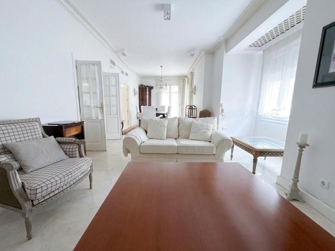 Sale of apartment in Piso en Calle Granada, Centro Histórico, Málaga, Málaga
photo 5
