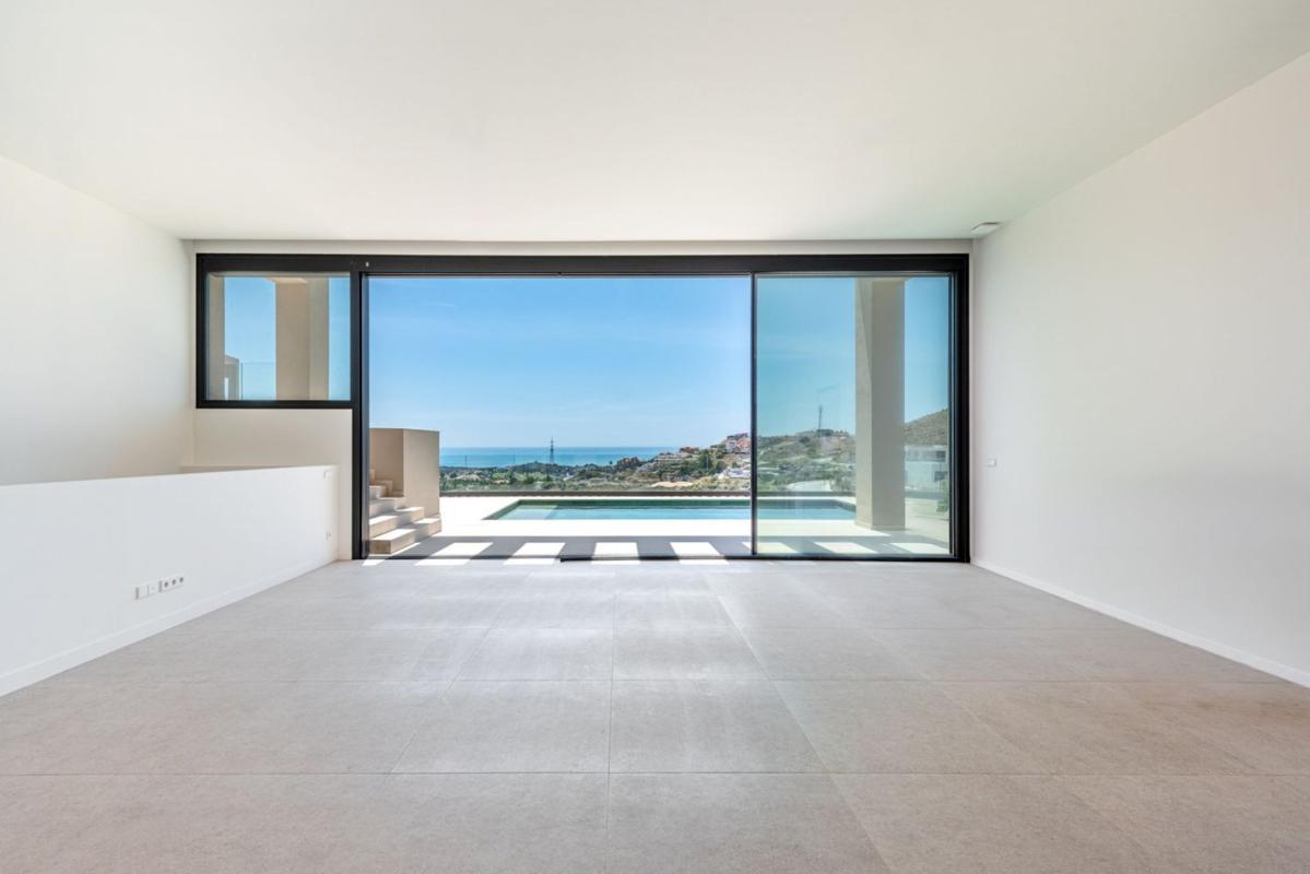 Properties for sale and rent in Spain photo 5