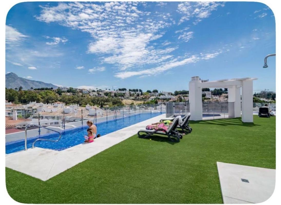 Venta de piso en Piso en Calle Quevedo s/n, Rodeo Alto-Guadaiza-La Campana, Marbella, Marbella
 photo 2