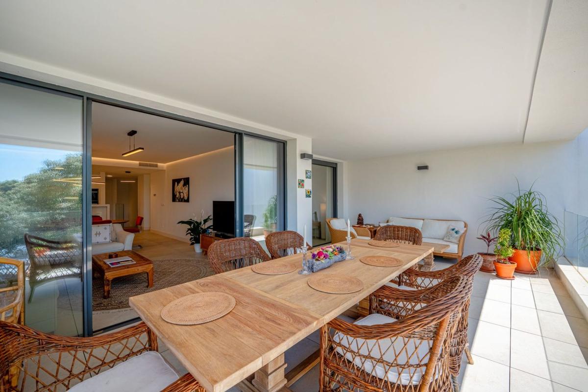 Sprzedaż duplexu w Dúplex en Avenida de los Acebos, Cabopino - Artola, Marbella, Marbella photo 3
