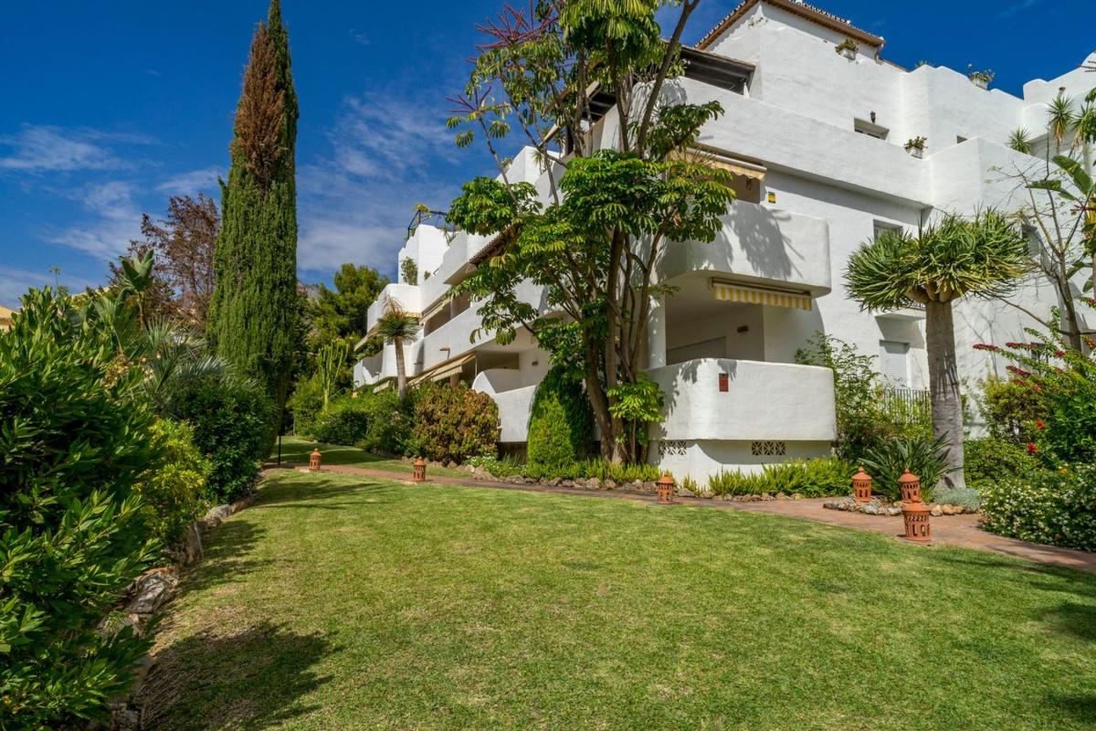 Venta de piso en Piso en Calle Estena, 36, Nagüeles, Marbella, Marbella
photo 2