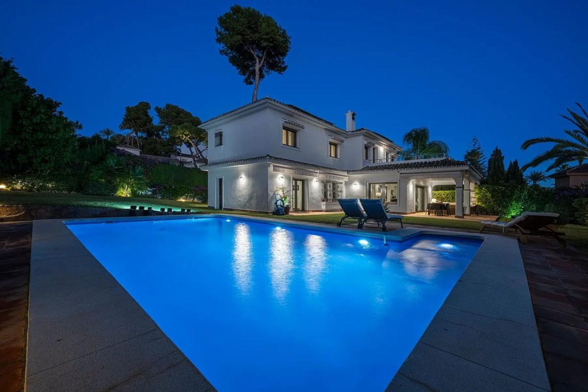 Properties for sale and rent in Spain photo 4