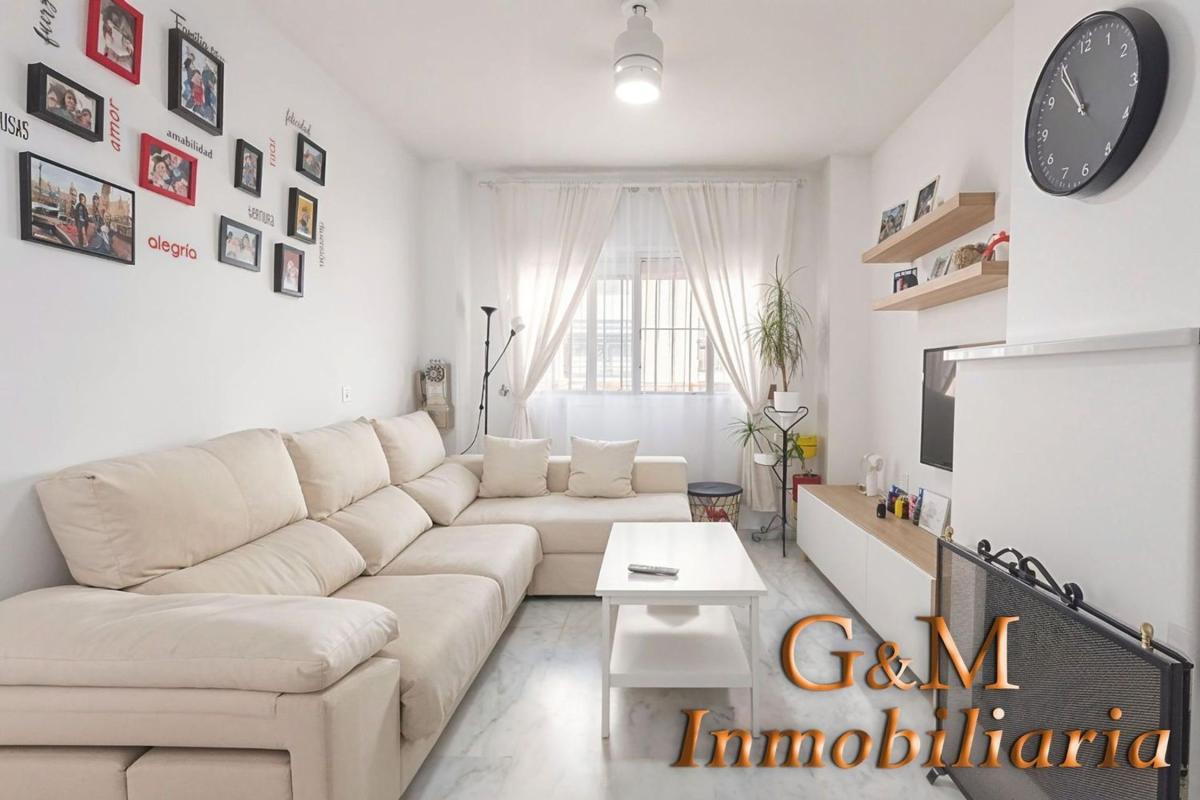 Properties for sale and rent in Spain photo 2