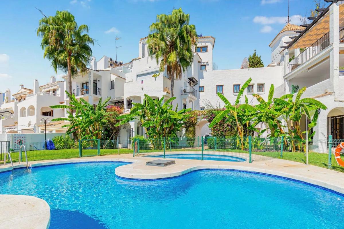 Venta de piso en Piso en Villa Marina, 21, Puerto Banús, Marbella, Marbella
photo 1
