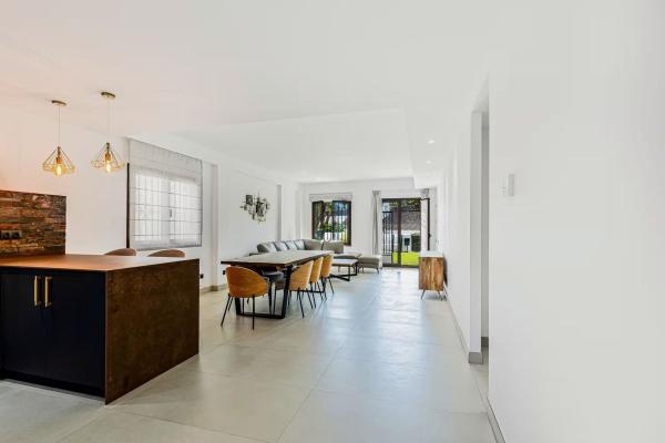 Venta de piso en Piso en Villa Marina, 21, Puerto Banús, Marbella, Marbella
 photo 3