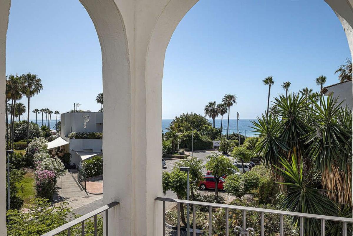 Продажа квартиры на Piso en Villacana - Costalita - Saladillo, Estepona, Эстепона
photo 1