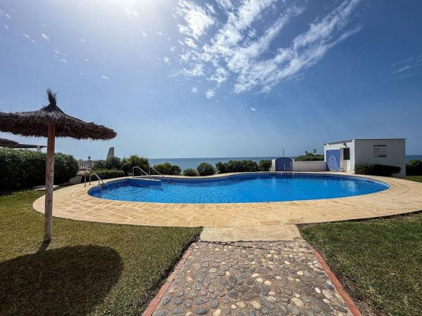 Chalet adosado en Calle Molino del Agua, 4 D, El Peñoncillo, Torrox photo 1