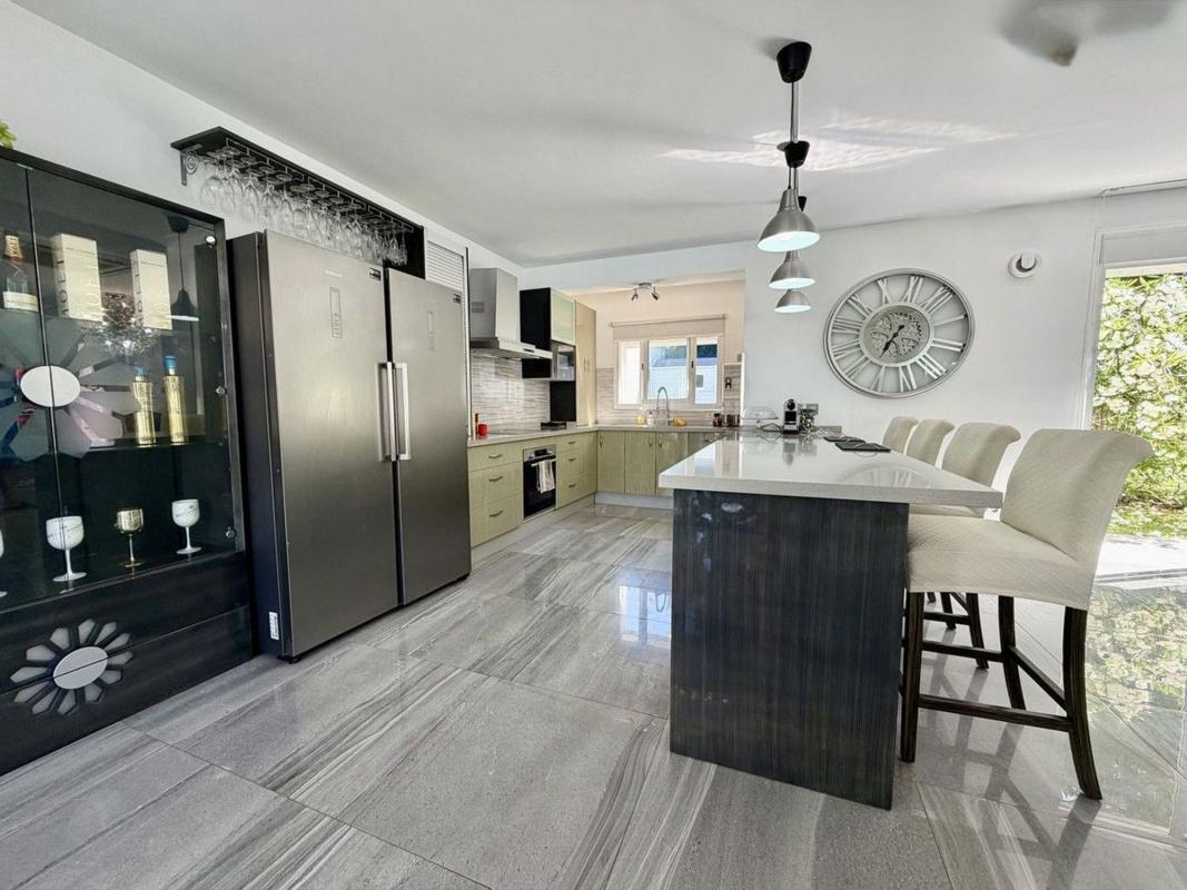 Properties for sale and rent in Spain photo 5