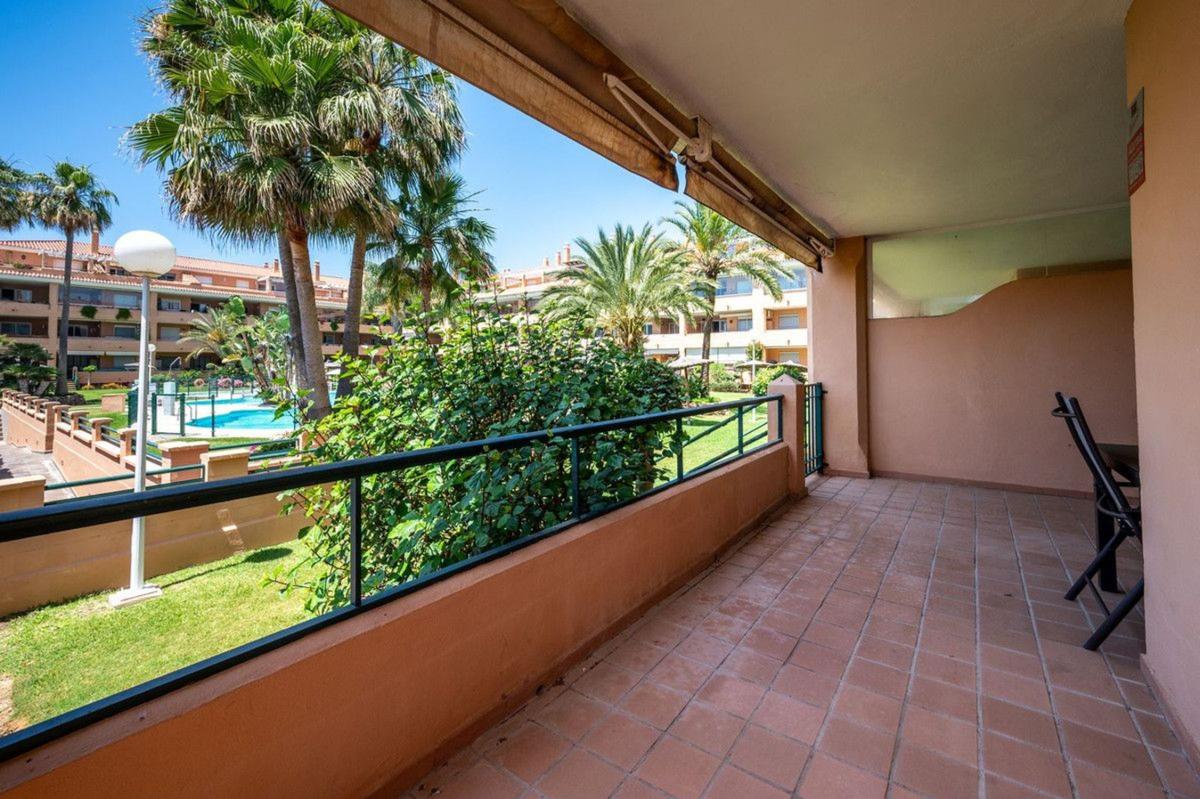Продажа квартиры на Piso en Calle Fuengirola, La Cala de Mijas, Mijas, Михас
 photo 2