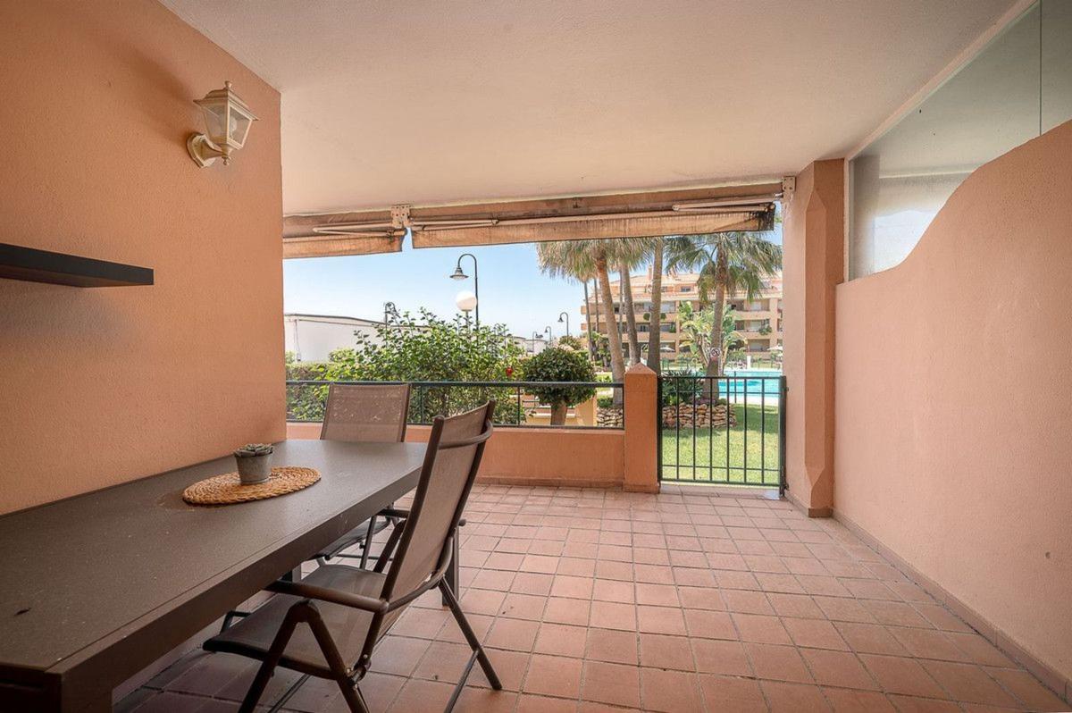 Продажа квартиры на Piso en Calle Fuengirola, La Cala de Mijas, Mijas, Михас
 photo 3