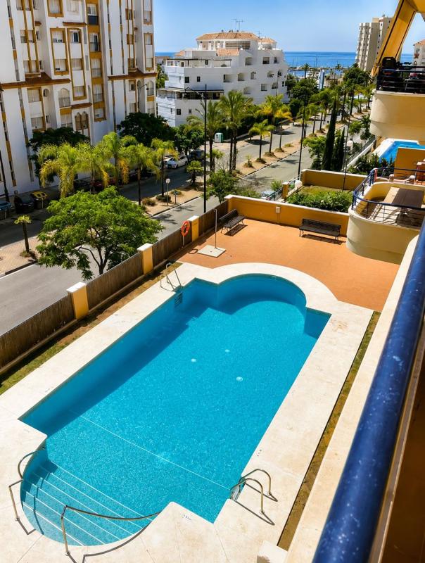 Продажа квартиры на Piso en Puerta del Mar, Puerto de Estepona, Estepona, Эстепона
photo 1