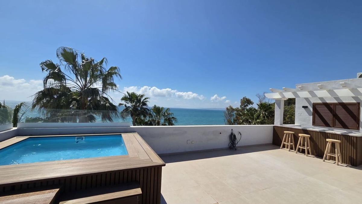 Продажа пентхауса на Ático en Llanos Matagorda s/n, Punta Plata, Estepona, Эстепона photo 2