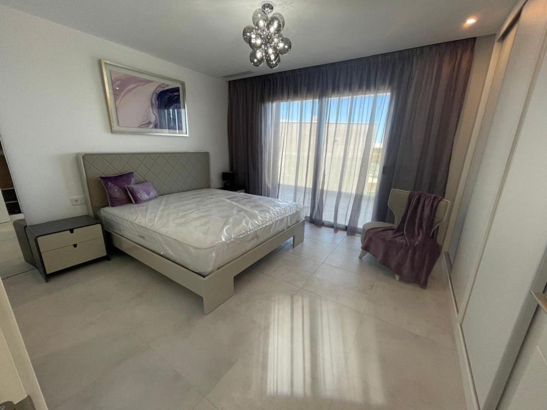 Продажа квартиры на Piso en Marques El, 2, Benatalaya, Estepona, Эстепона
photo 5