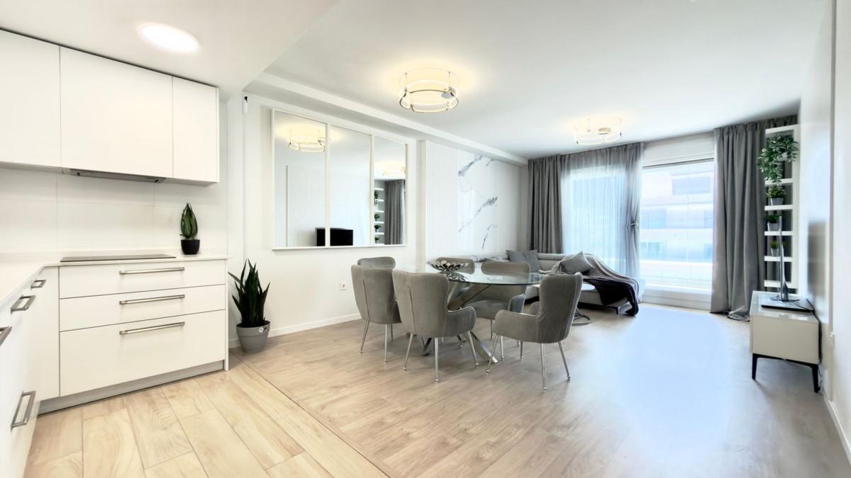 Venta de piso en Piso en Miguel De Cervantes-nva a, 59, Rodeo Alto-Guadaiza-La Campana, Marbella, Marbella
photo 4