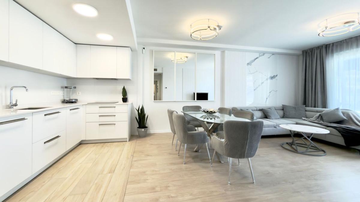 Venta de piso en Piso en Miguel De Cervantes-nva a, 59, Rodeo Alto-Guadaiza-La Campana, Marbella, Marbella
photo 5