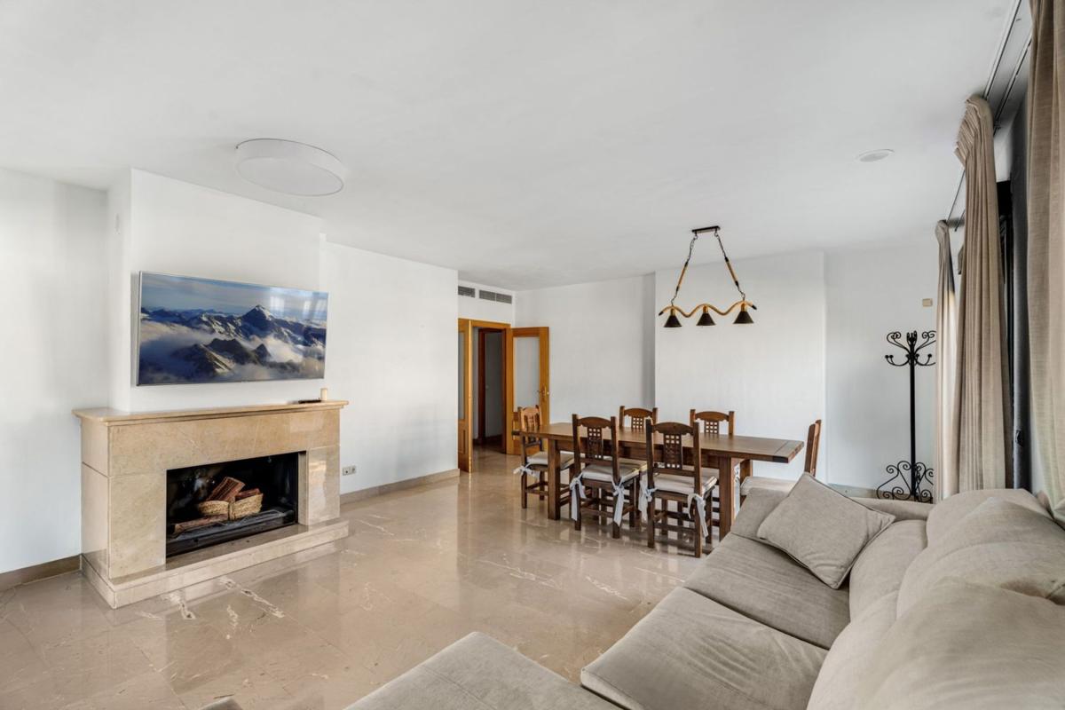 Venta de ático en Ático en Avenida Santiago de Compostela, Linda Vista-Nueva Alcántara-Cortijo Blanco, Marbella, Marbella photo 1