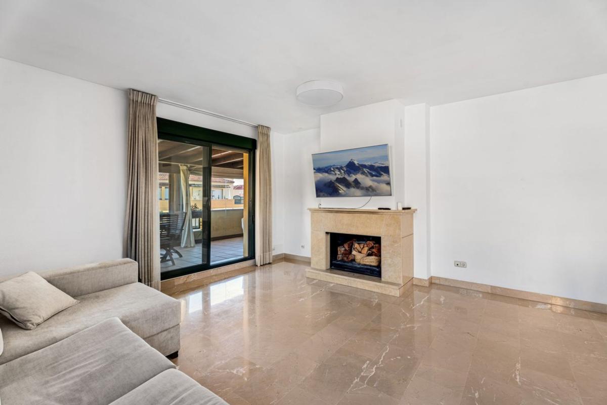 Venta de ático en Ático en Avenida Santiago de Compostela, Linda Vista-Nueva Alcántara-Cortijo Blanco, Marbella, Marbella photo 4