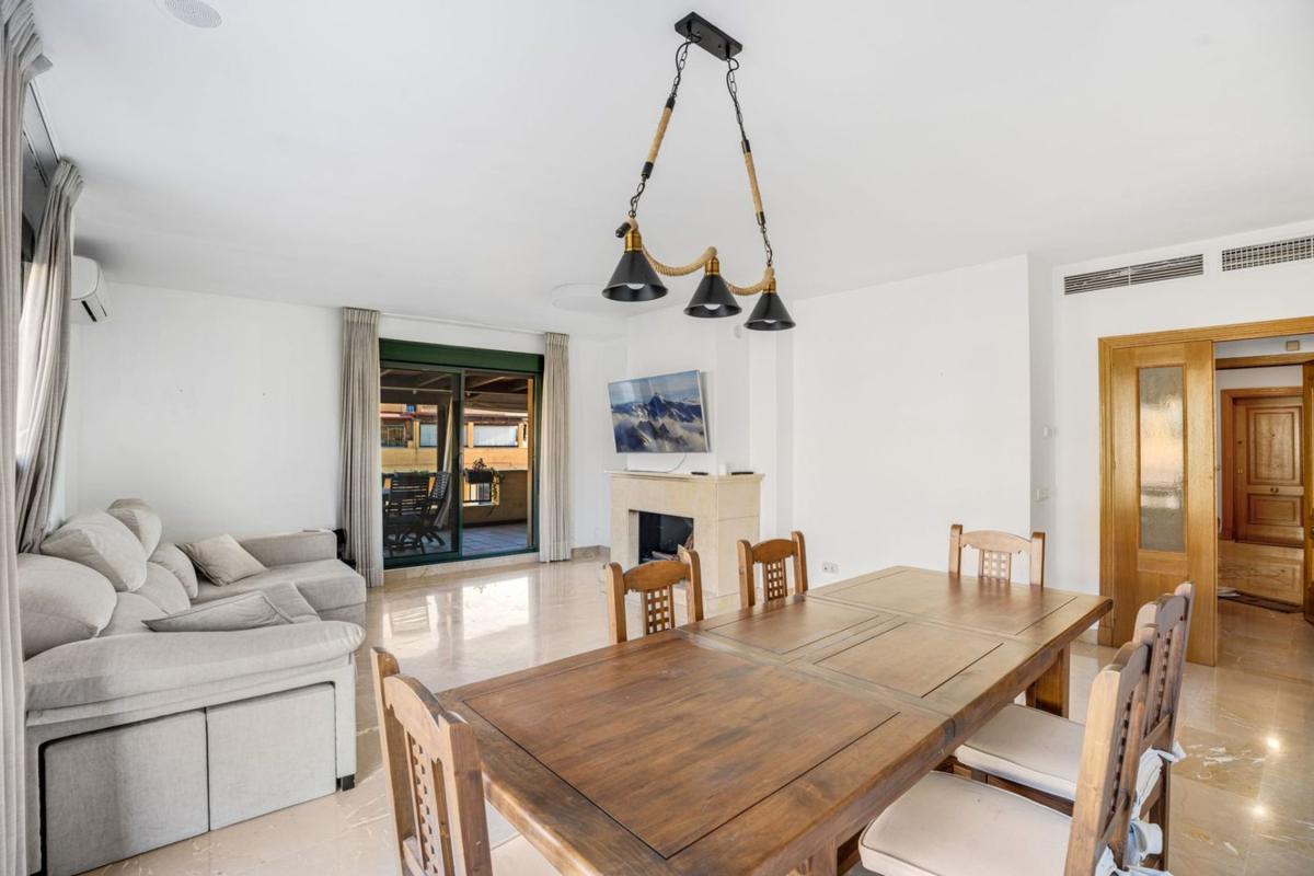Venta de ático en Ático en Avenida Santiago de Compostela, Linda Vista-Nueva Alcántara-Cortijo Blanco, Marbella, Marbella photo 5