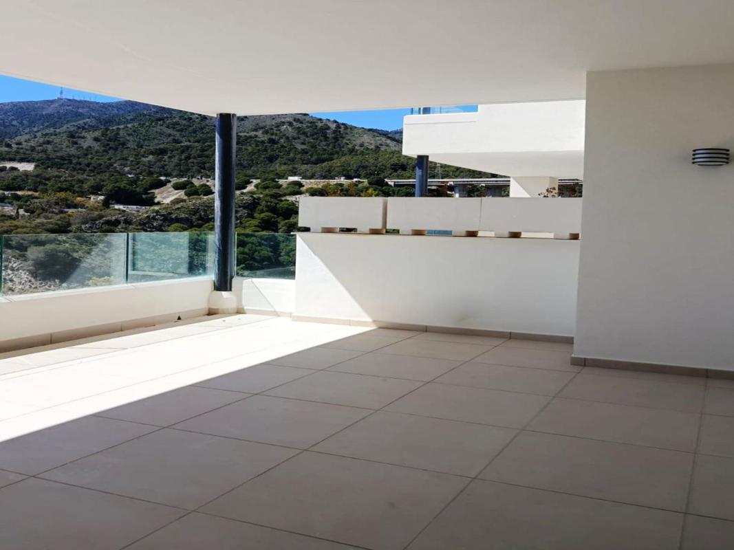 Продажа квартиры на Piso en Avenida Rocas Blancas, 16, Montealto, Benalmádena, Бенальмадена
 photo 2