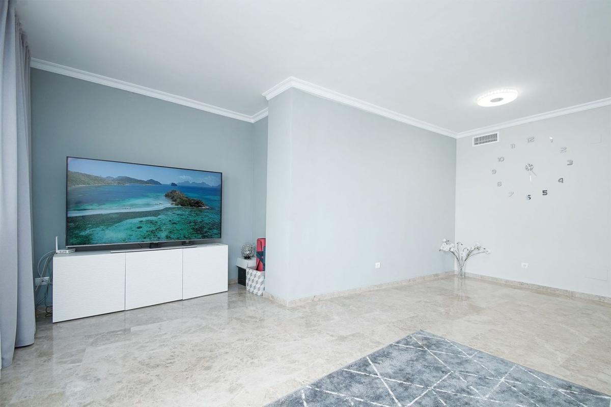 Venta de piso en Piso en Avenida de Barcelona, 2 -8, Linda Vista-Nueva Alcántara-Cortijo Blanco, Marbella, Marbella
photo 3