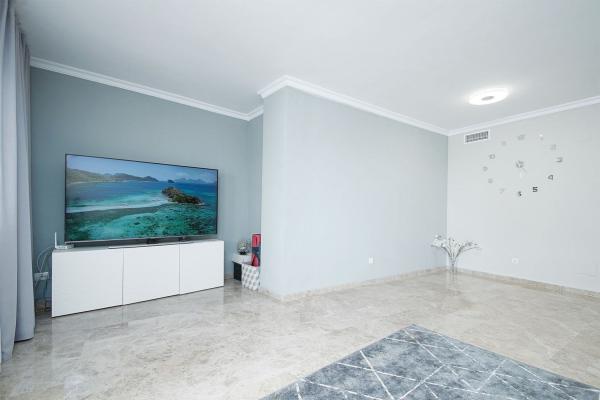Venta de piso en Piso en Avenida de Barcelona, 2 -8, Linda Vista-Nueva Alcántara-Cortijo Blanco, Marbella, Marbella
 photo 3