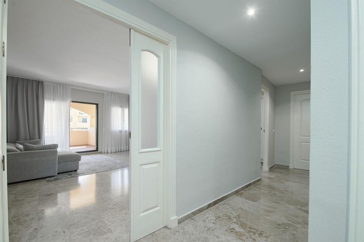 Venta de piso en Piso en Avenida de Barcelona, 2 -8, Linda Vista-Nueva Alcántara-Cortijo Blanco, Marbella, Marbella
photo 5