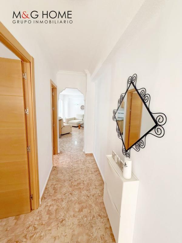 Venta de piso en Piso en Avenida Doctor Marañón, Poniente - Faro, Vélez-Malaga, Vélez-Malaga
photo 3