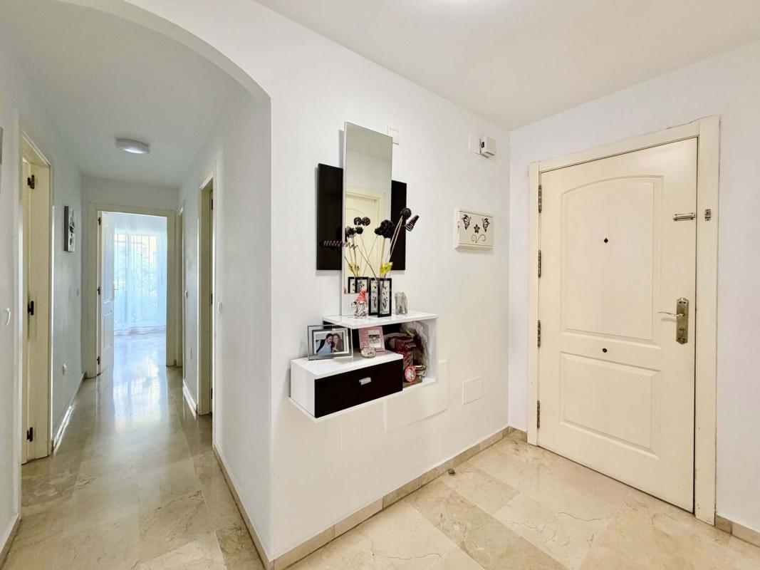 Продажа квартиры на Piso en Riviera del Sol, Mijas, Михас
 photo 2
