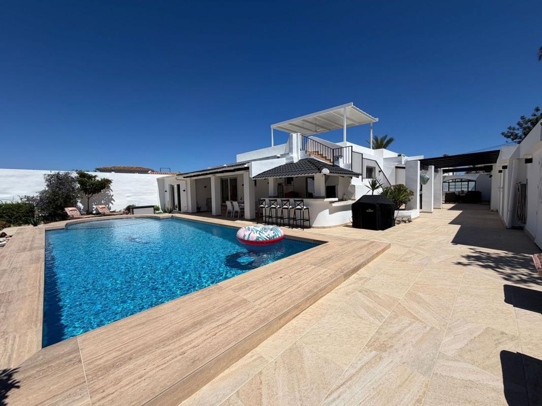 Sale of independent chalet in Casa o chalet en Los Nadales - Tio Charles, Benalmádena, Benalmádena
photo 1