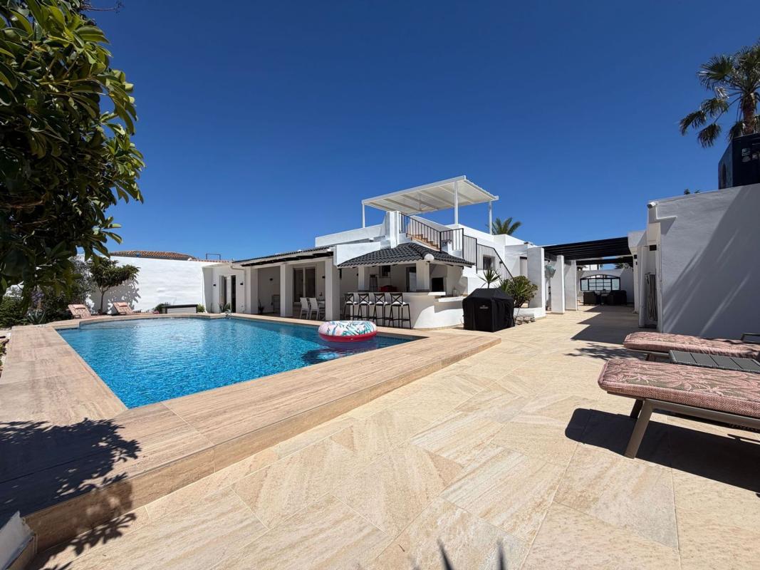 Sale of independent chalet in Casa o chalet en Los Nadales - Tio Charles, Benalmádena, Benalmádena
photo 2