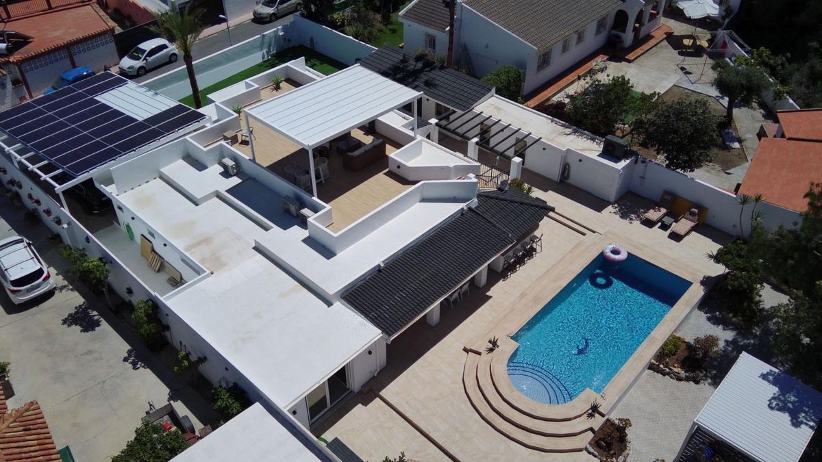 Sale of independent chalet in Casa o chalet en Los Nadales - Tio Charles, Benalmádena, Benalmádena
photo 3
