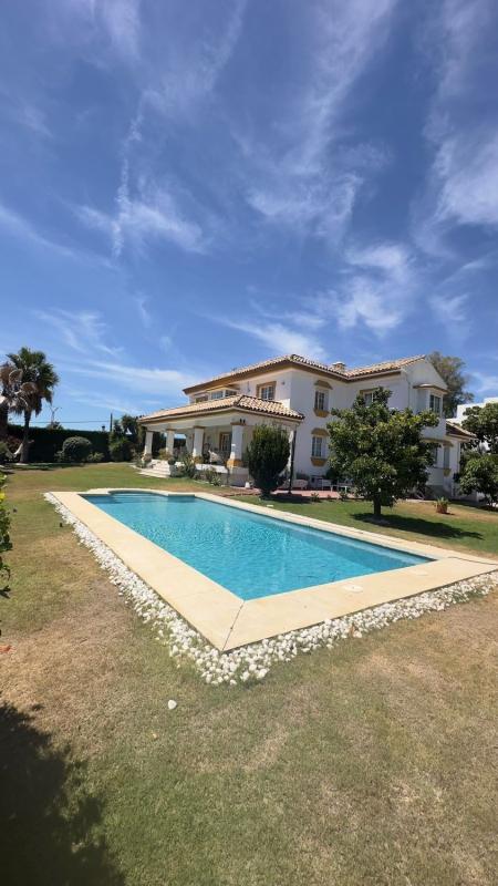Properties for sale and rent in Spain photo 4