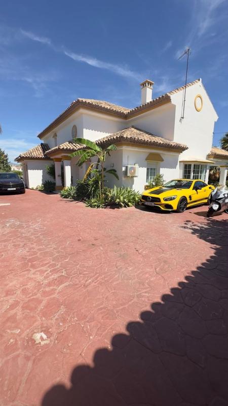 Properties for sale and rent in Spain photo 5