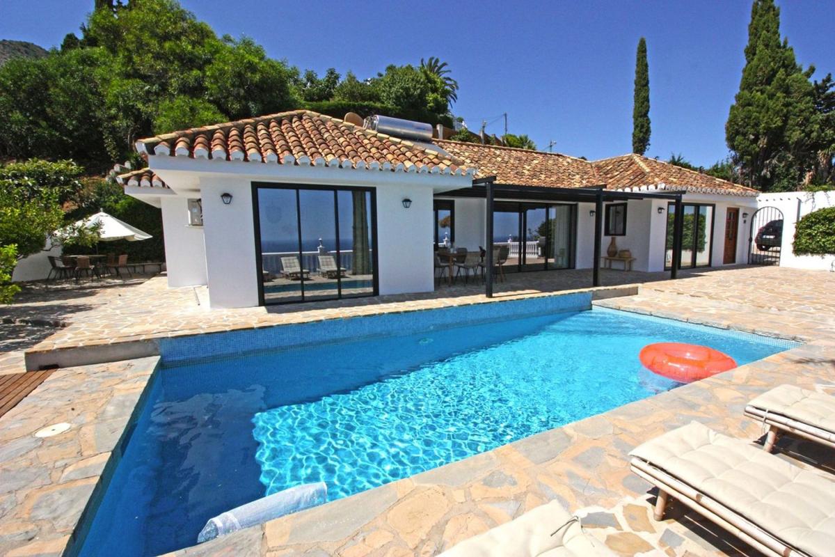 Sale of independent chalet in Casa o chalet en Centro, Benalmádena, Benalmádena
photo 4