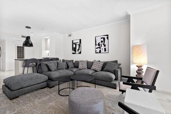 Venta de piso en Piso en Calderon De La Barca-nva, 73, Los Naranjos, Marbella, Marbella
 photo 4