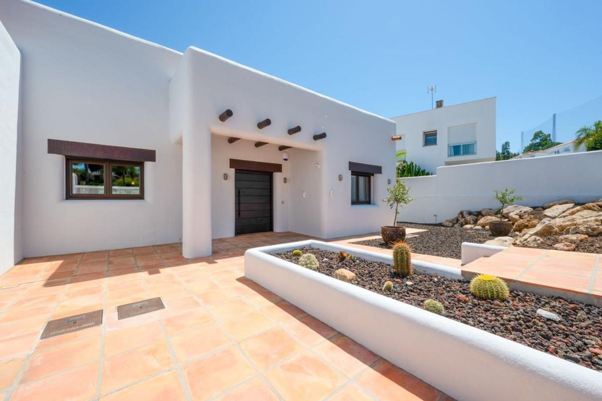 Properties for sale and rent in Spain photo 1