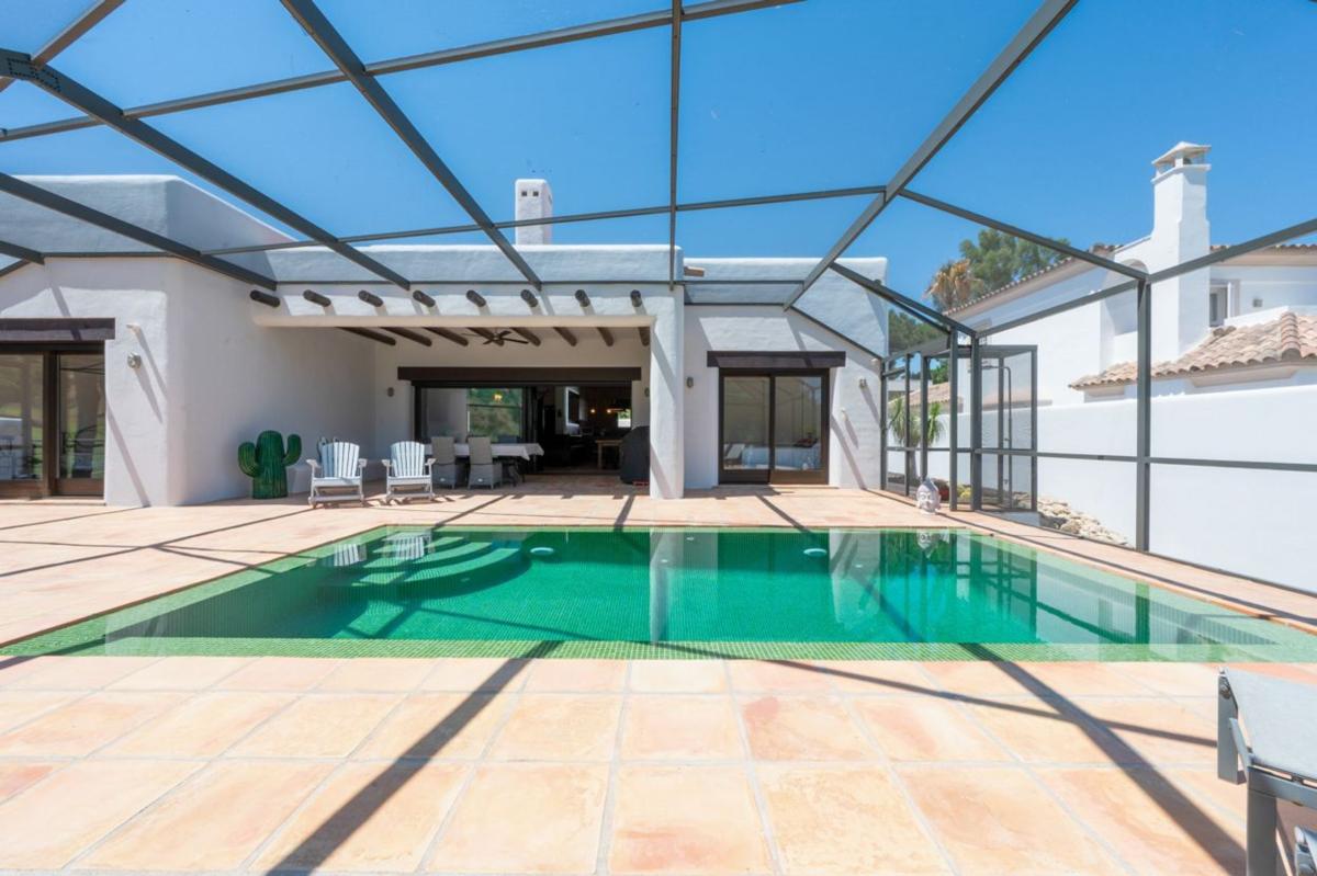 Properties for sale and rent in Spain photo 2