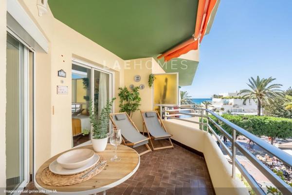 Venta de piso en Piso en Playa Bajadilla-Puertos, Marbella, Marbella
 photo 1