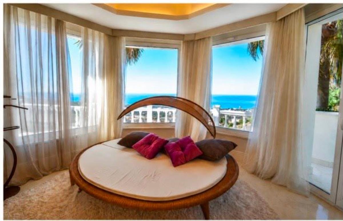 Properties for sale and rent in Spain photo 3