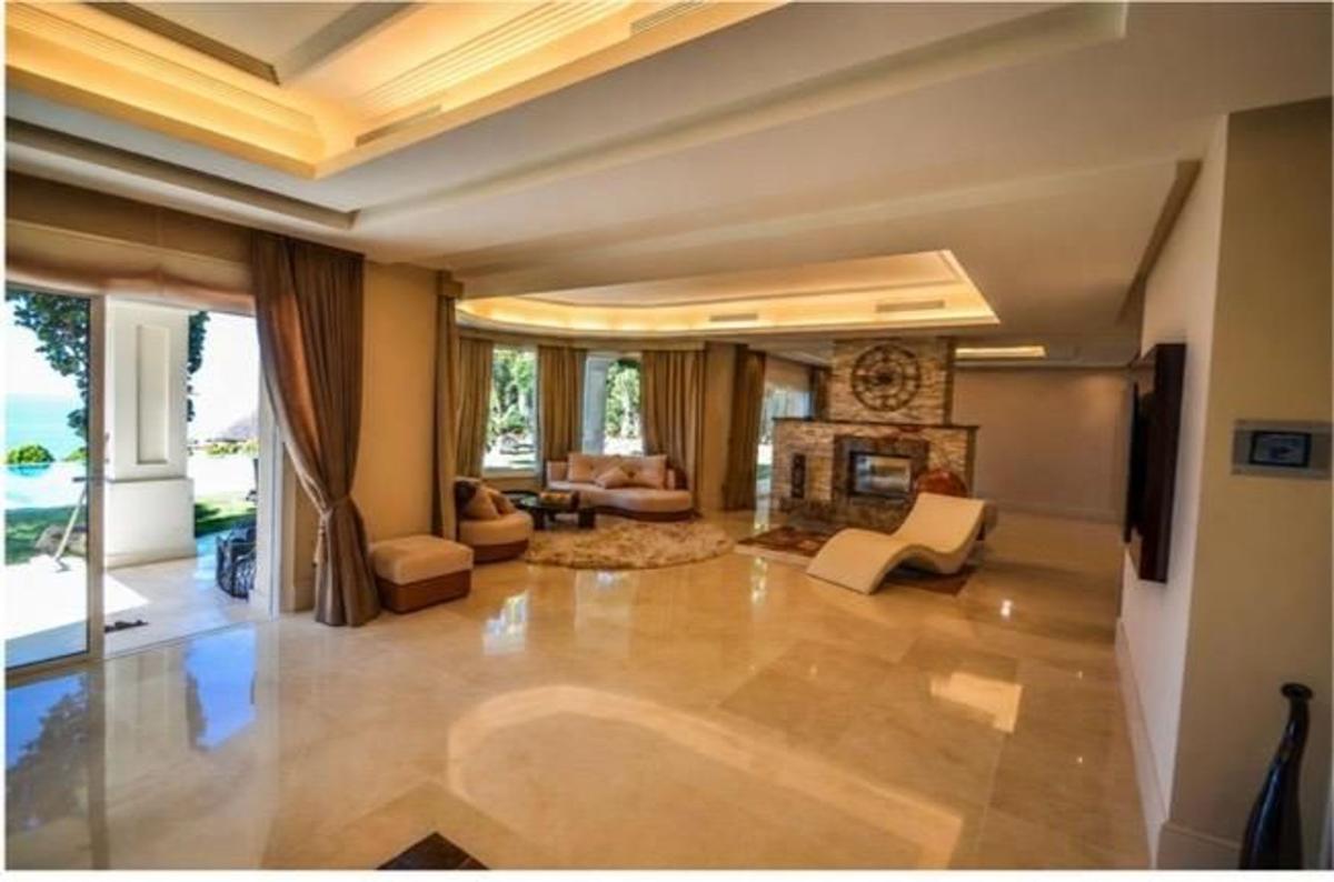 Properties for sale and rent in Spain photo 5